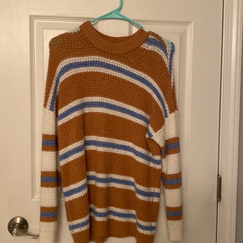 XS but fits Oversized
